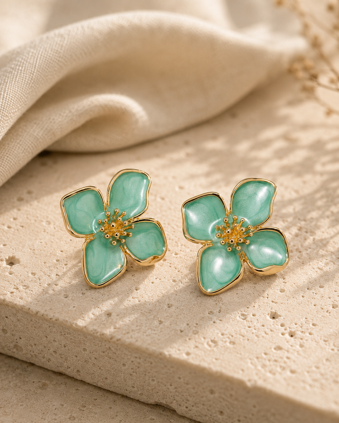 Bloom Studs