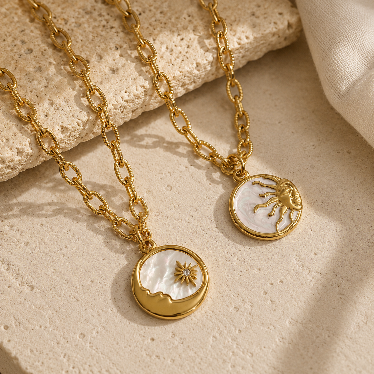 The Lovers necklace