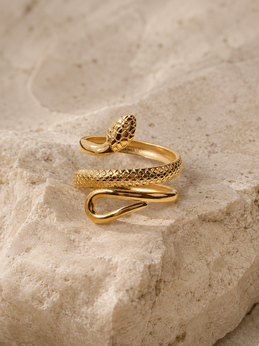 Serpentine Ring