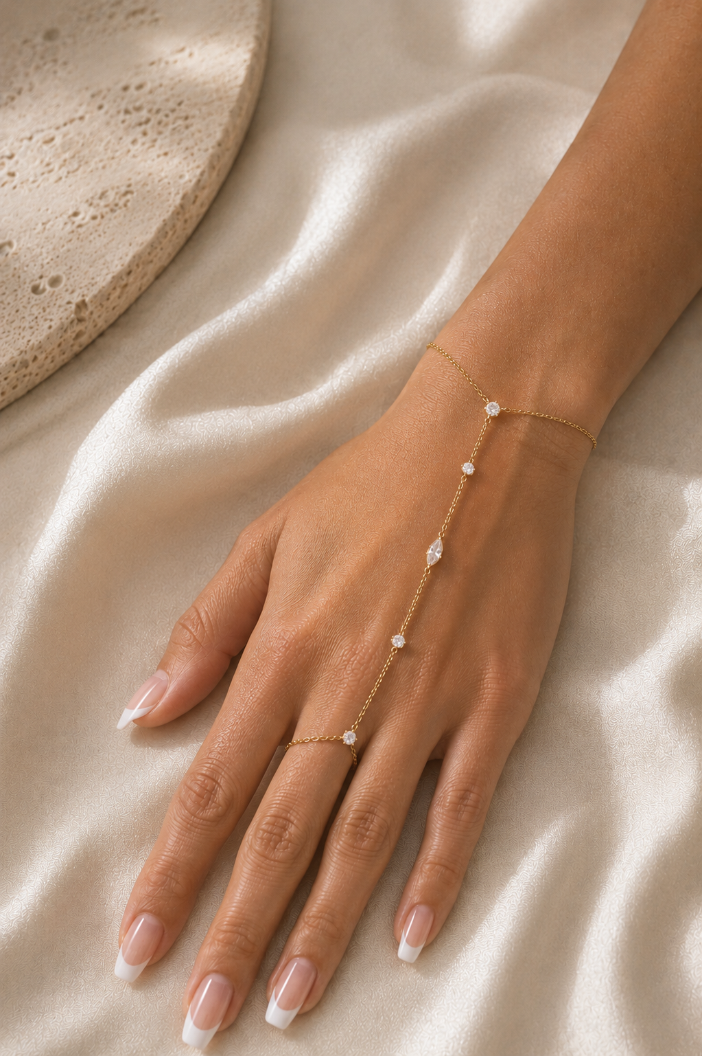 Estelle Hand Chain