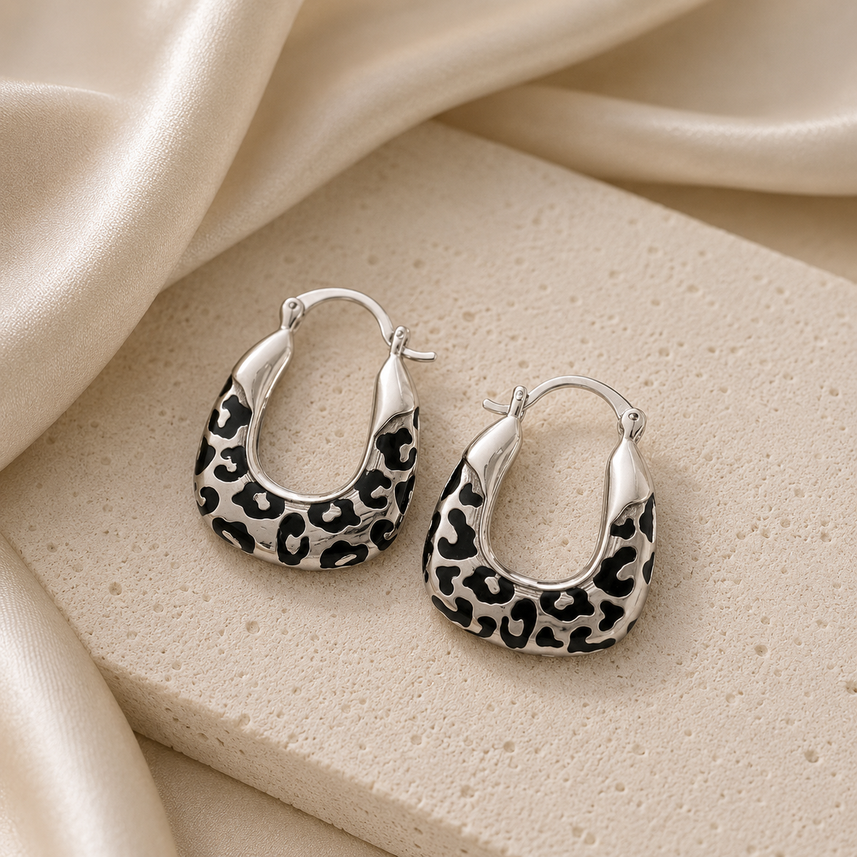 Cleo Hoops
