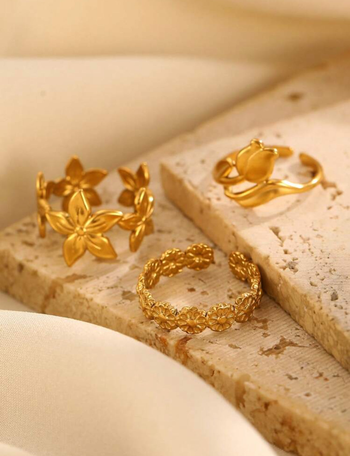 Flower Trio Ring Set