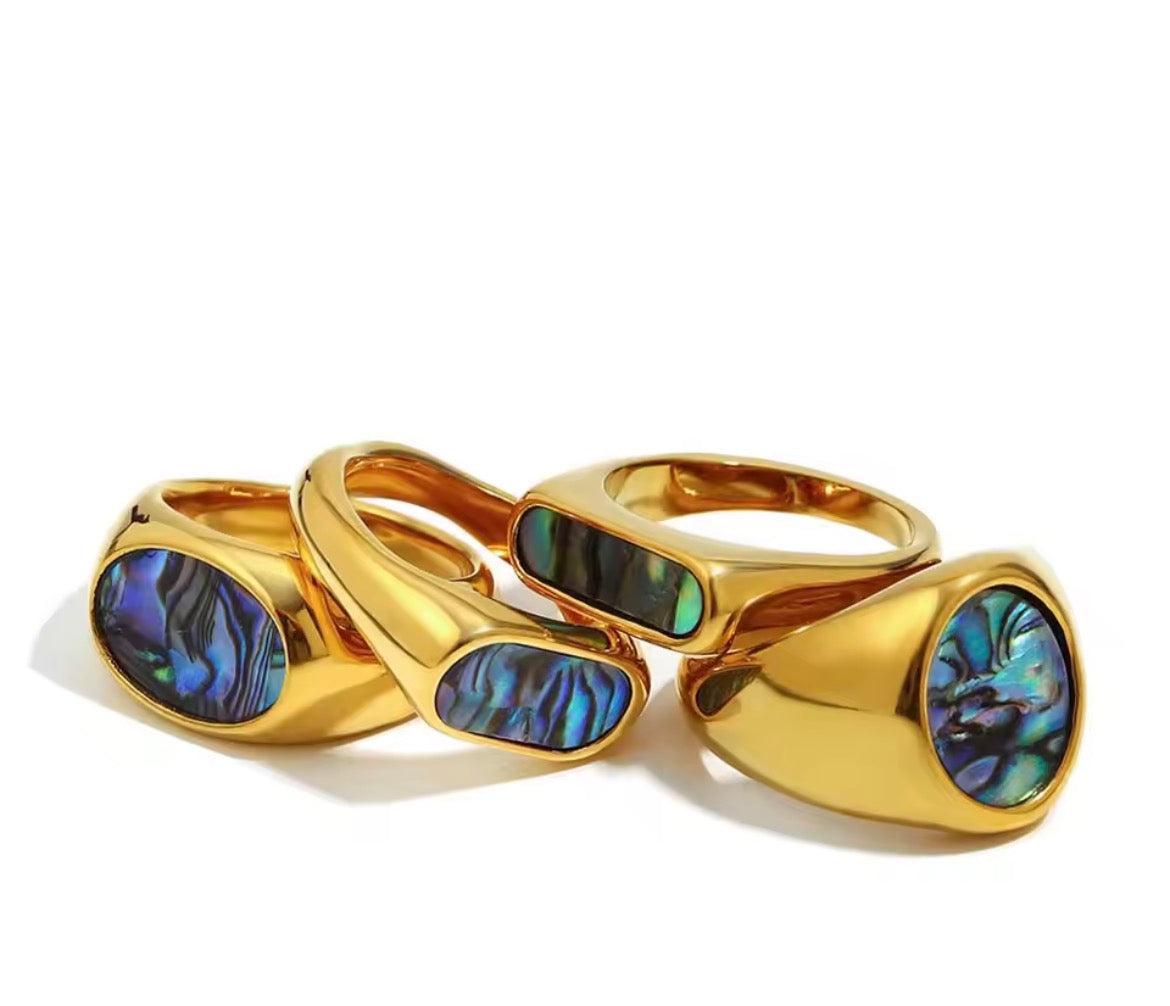 Oceane Signet Rings