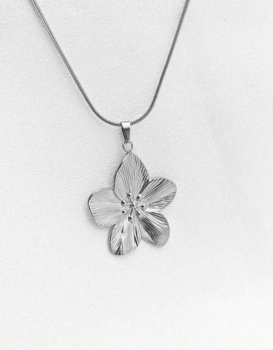Flora Pendant