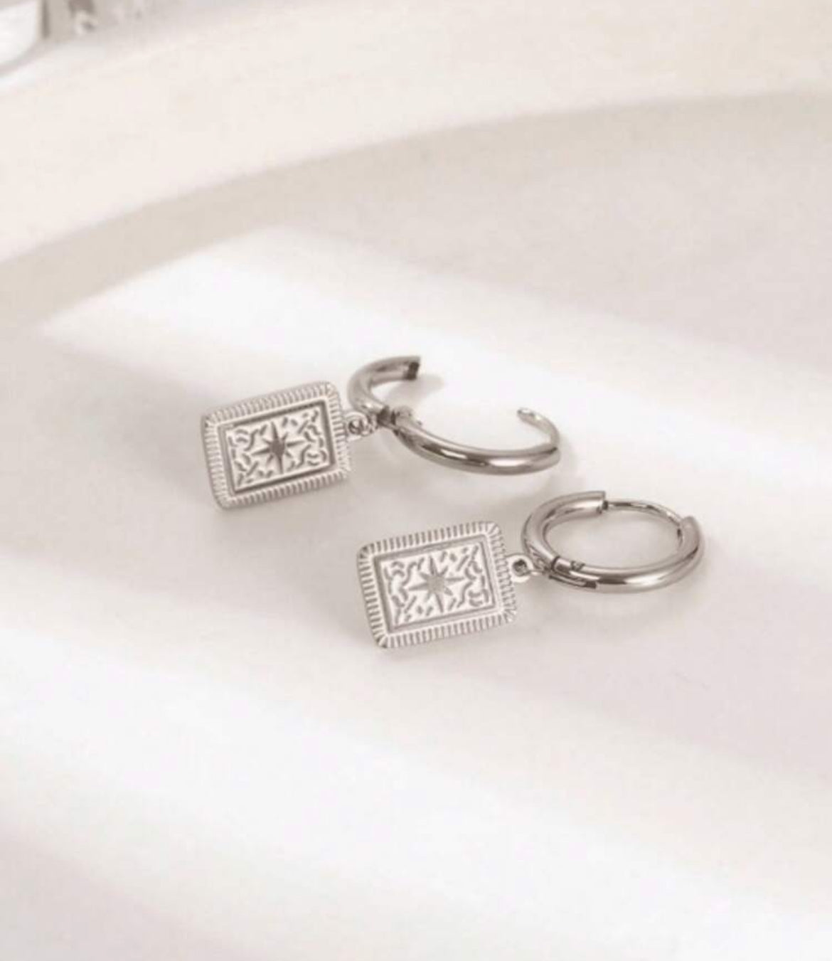Lilith Earrings