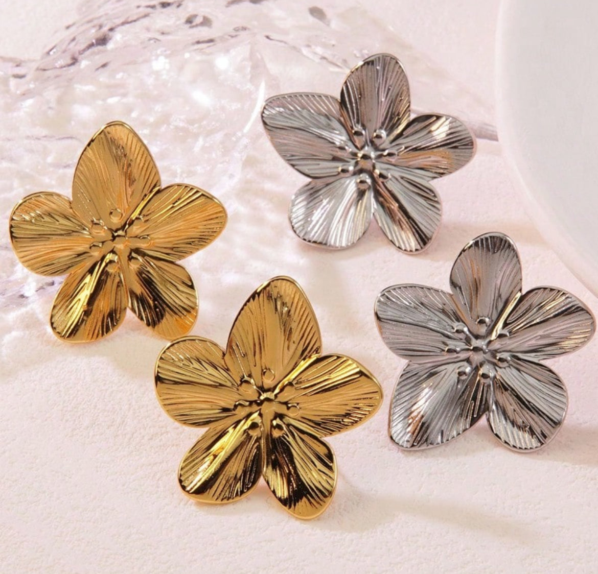 Flora Studs