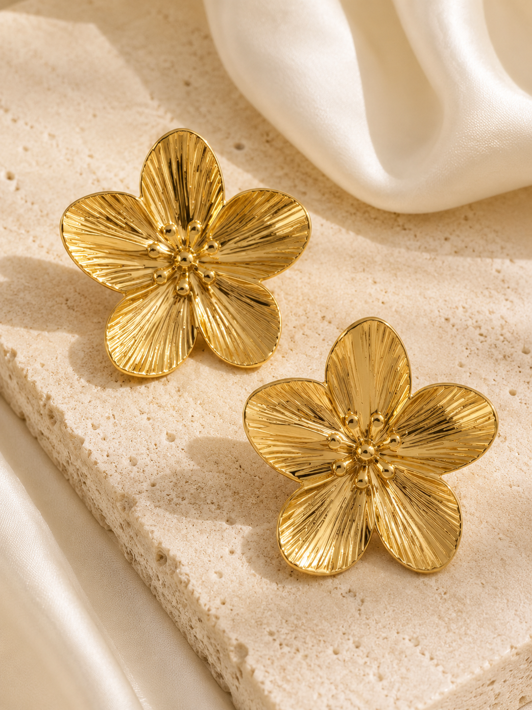 Flora Studs