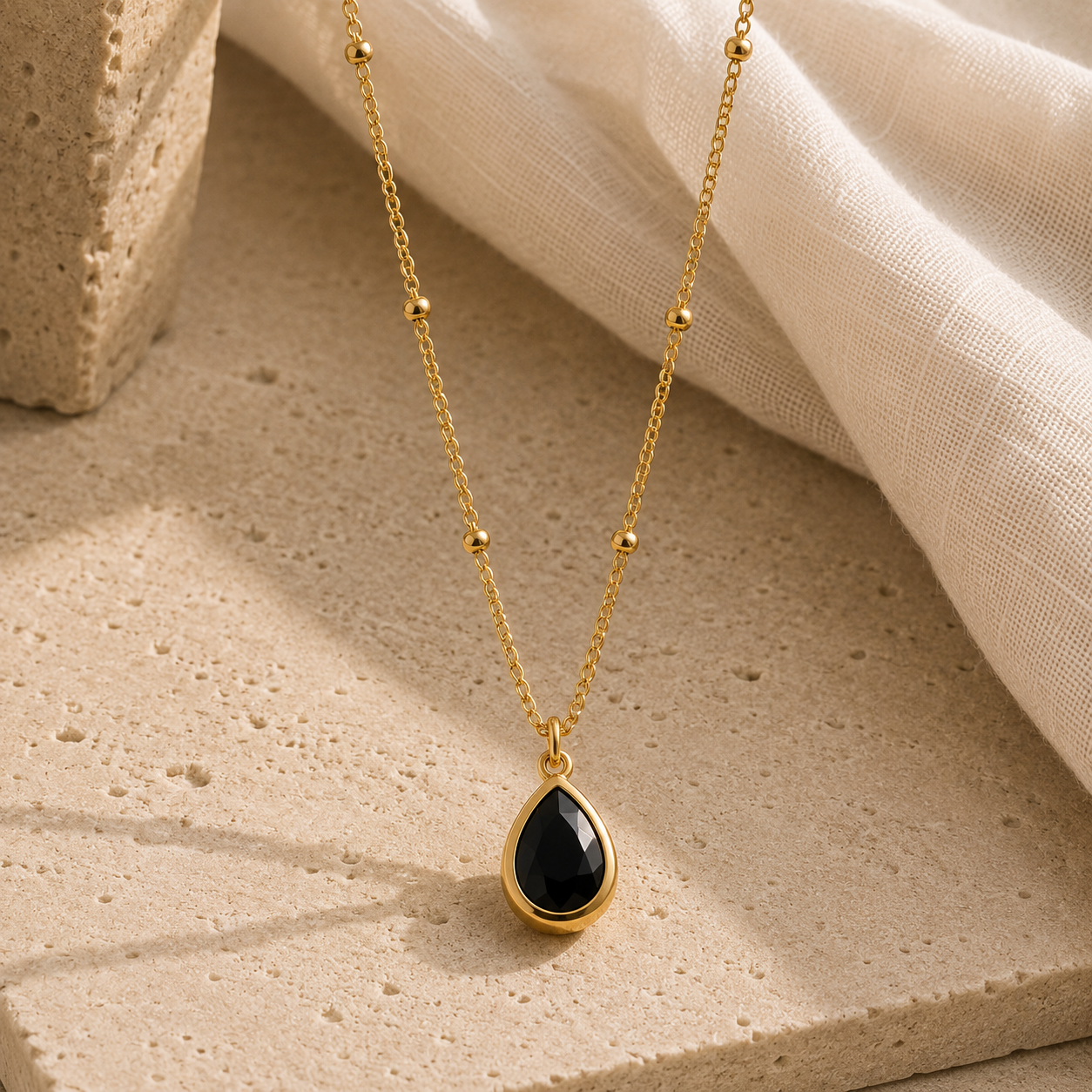 Lucy Necklace