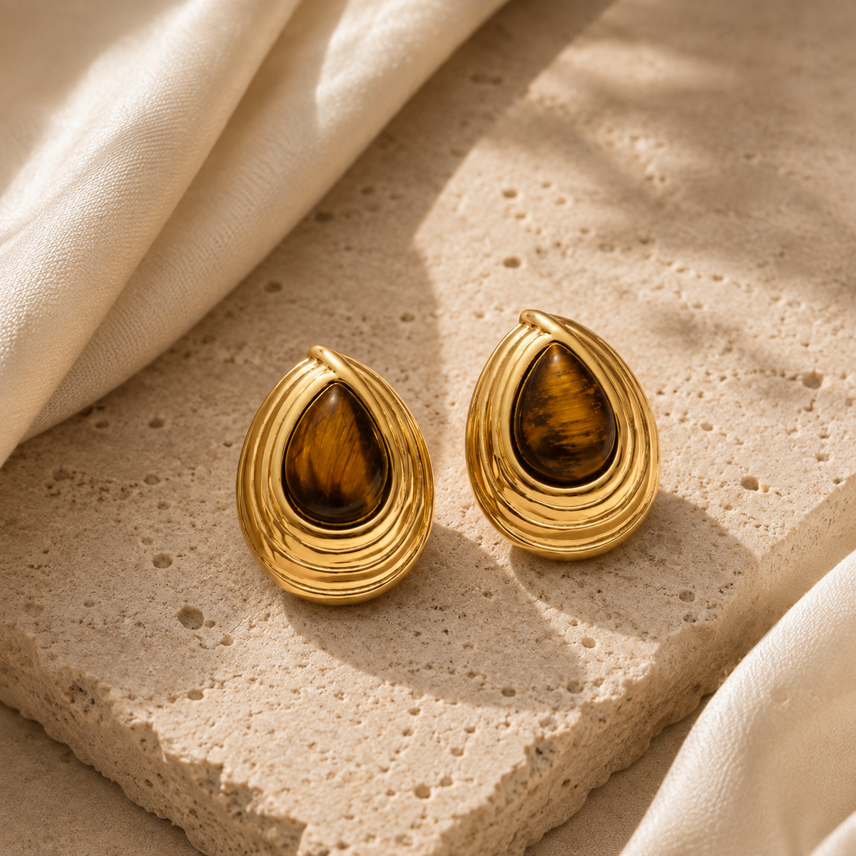 Tiera Studs